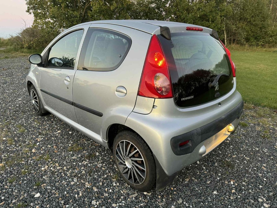 Peugeot 107 1,0 Trendy 5d