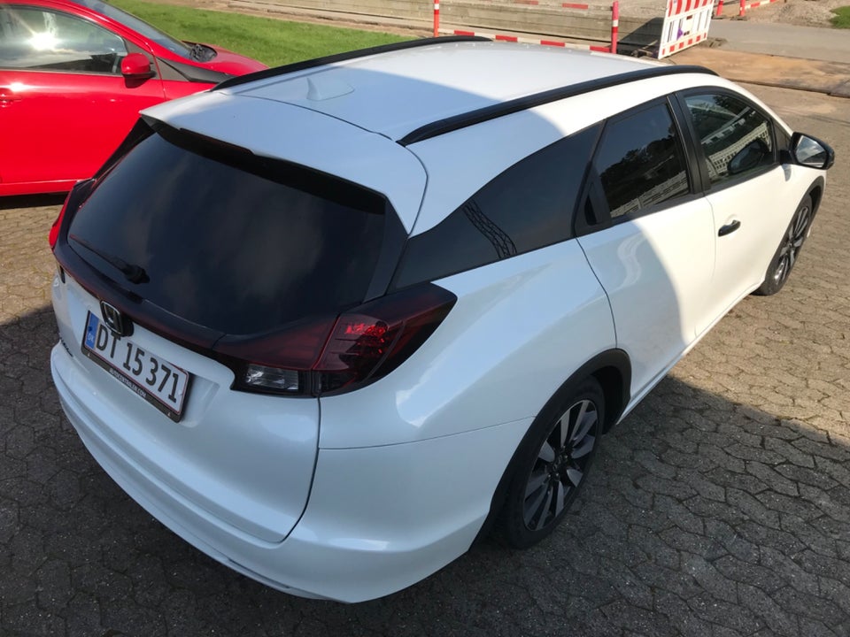 Honda Civic 1,6 i-DTEC Comfort Tourer 5d