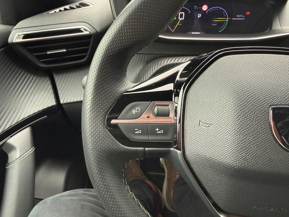 Peugeot e-2008 54 GT 5d