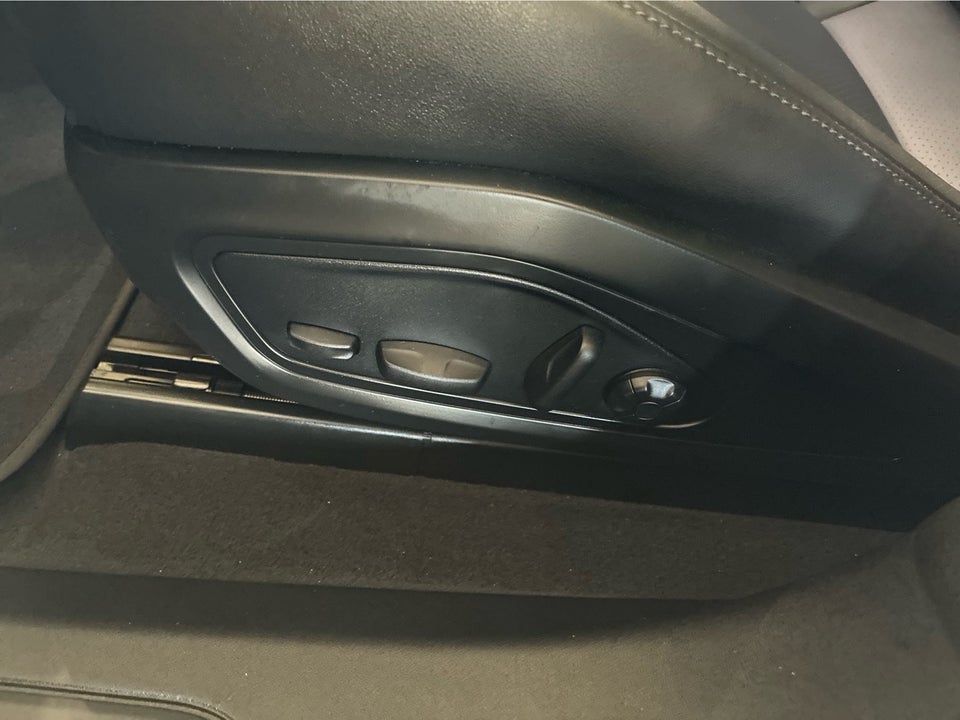 Porsche Taycan Sport Turismo 5d