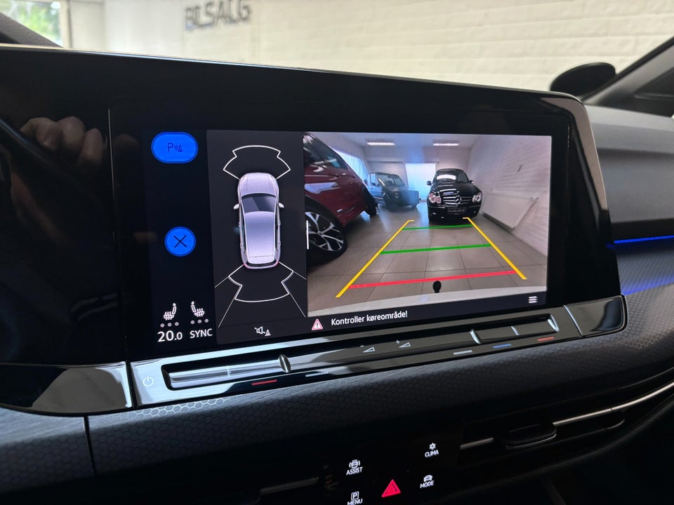 VW Golf VIII 1,4 GTE DSG 5d