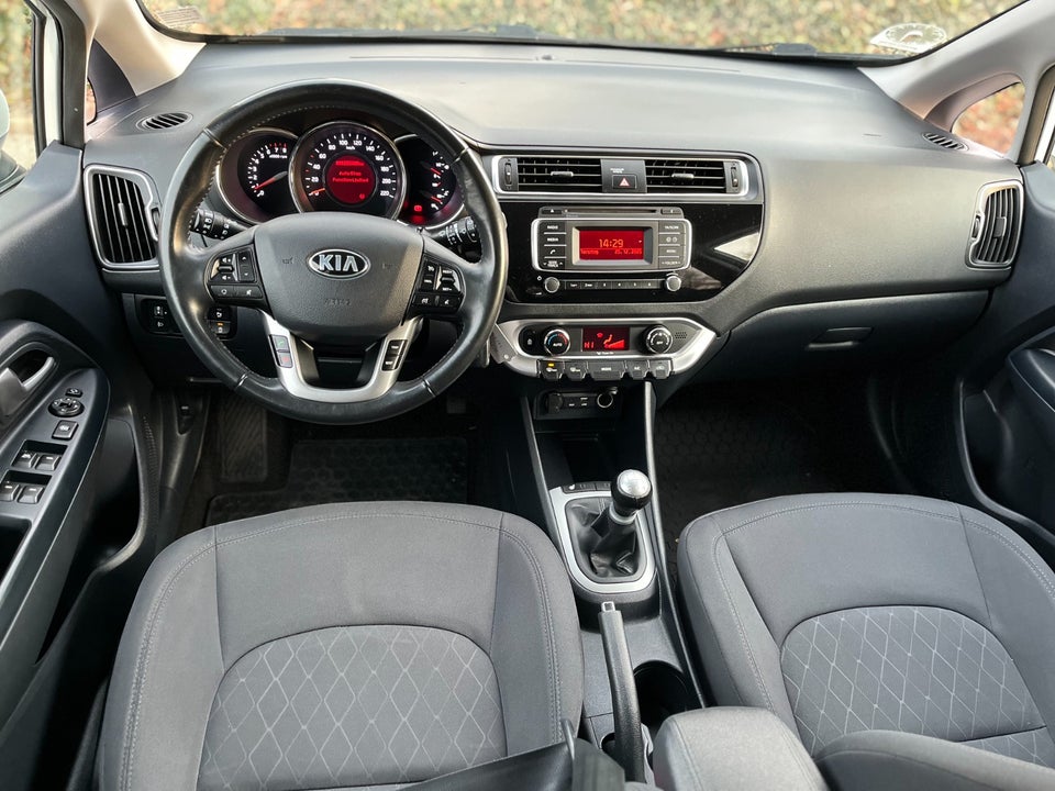 Kia Rio 1,2 CVVT Premium 5d