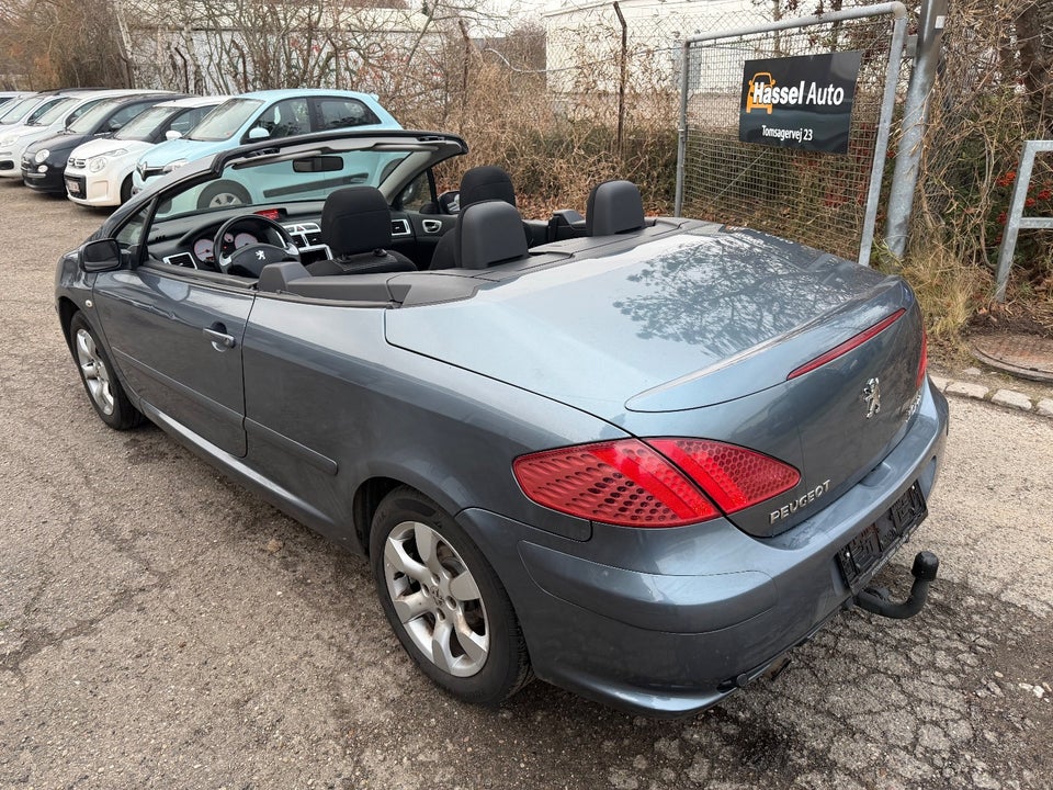 Peugeot 307 2,0 16V CC 2d