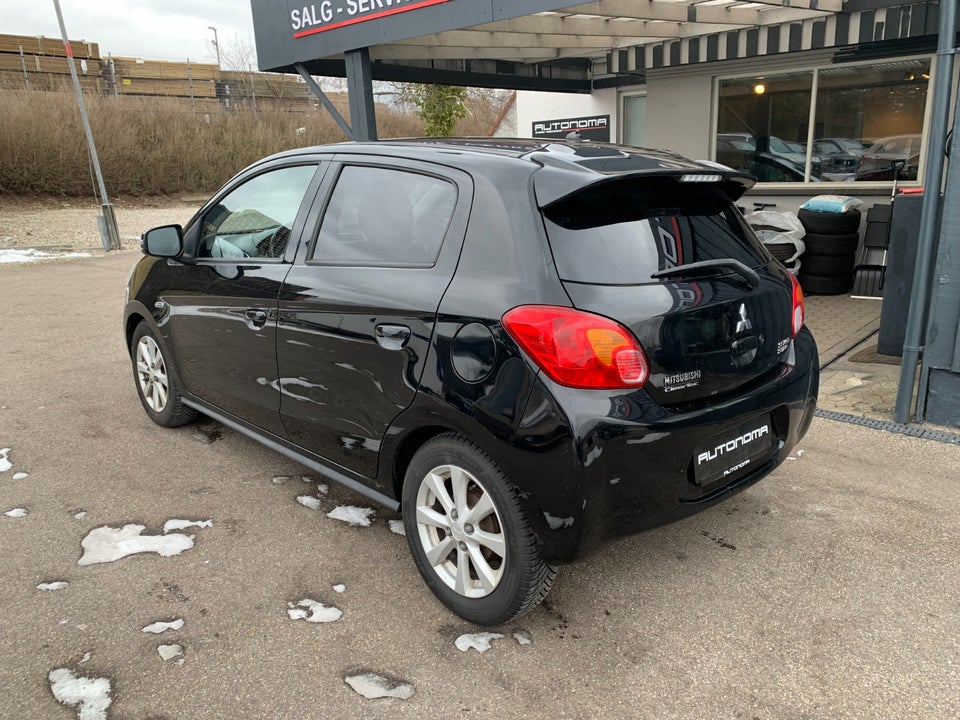 Mitsubishi Space Star 1,2 Black & White 5d