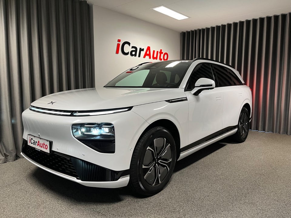 Xpeng G9 Standard Range 5d