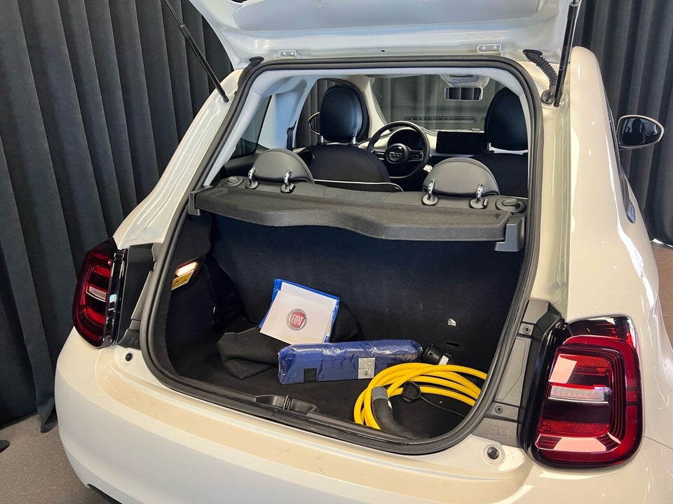 Fiat 500e 42 Icon 3d