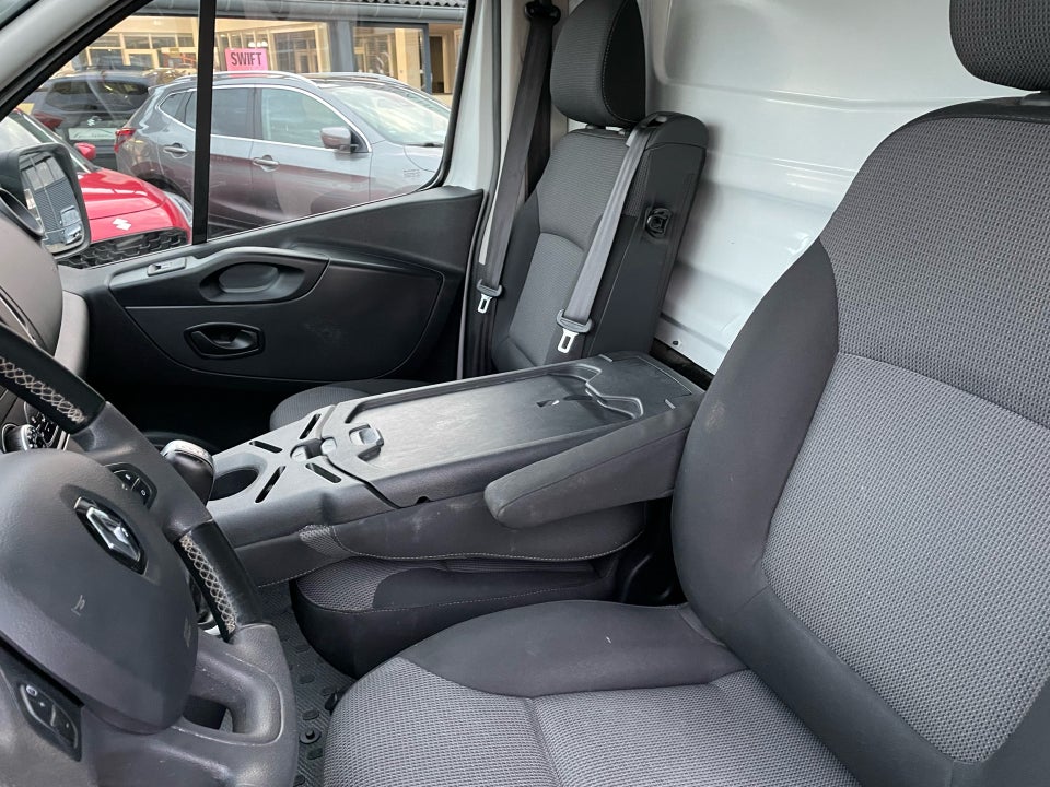 Renault Trafic T29 2,0 dCi 170 L2H1 EDC