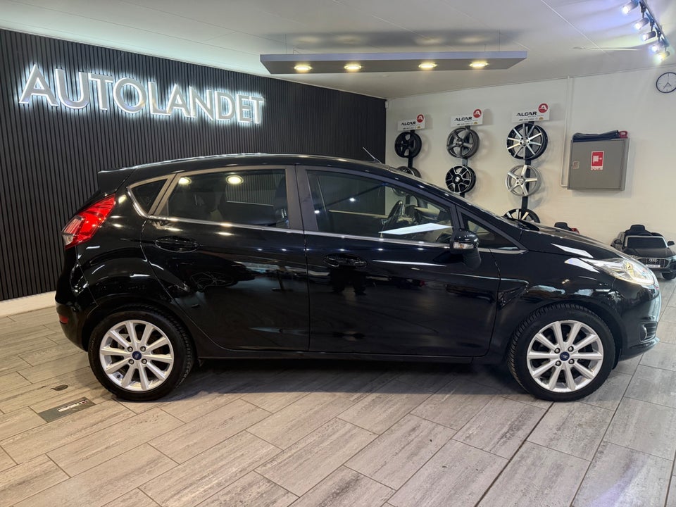 Ford Fiesta 1,0 EcoBoost Titanium 5d
