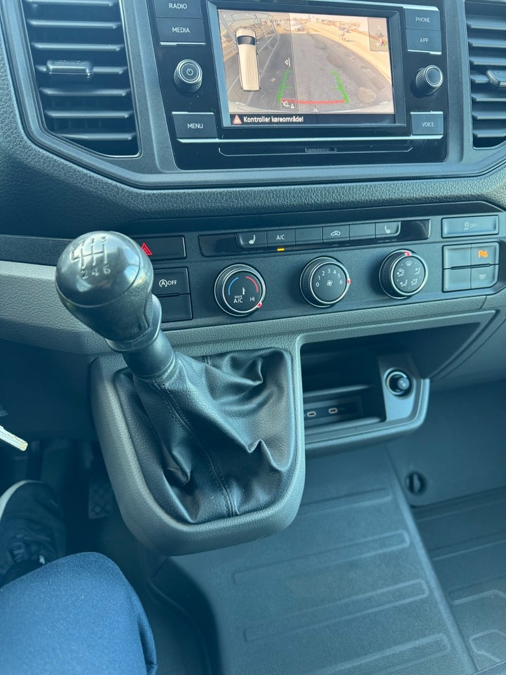 VW Crafter 35 2,0 TDi 177 Kassevogn L3H3