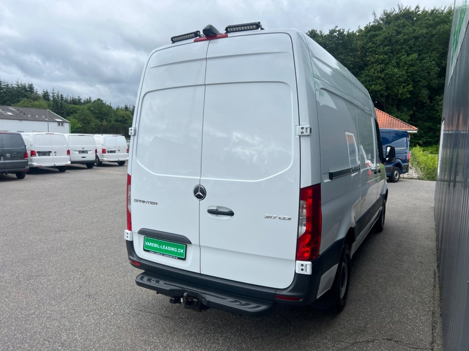 Mercedes Sprinter 317 2,0 CDi A2 Kassevogn aut. RWD