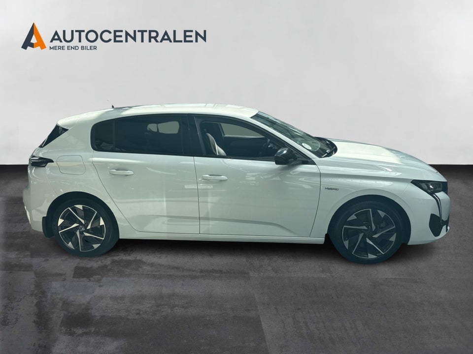 Peugeot 308 1,6 Hybrid First Selection+ EAT8 5d