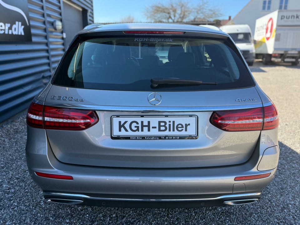 Mercedes E300 de 2,0 Avantgarde stc. aut. 4Matic 5d
