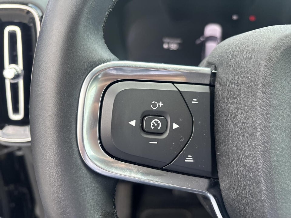 Volvo XC40 P6 ReCharge Plus 5d