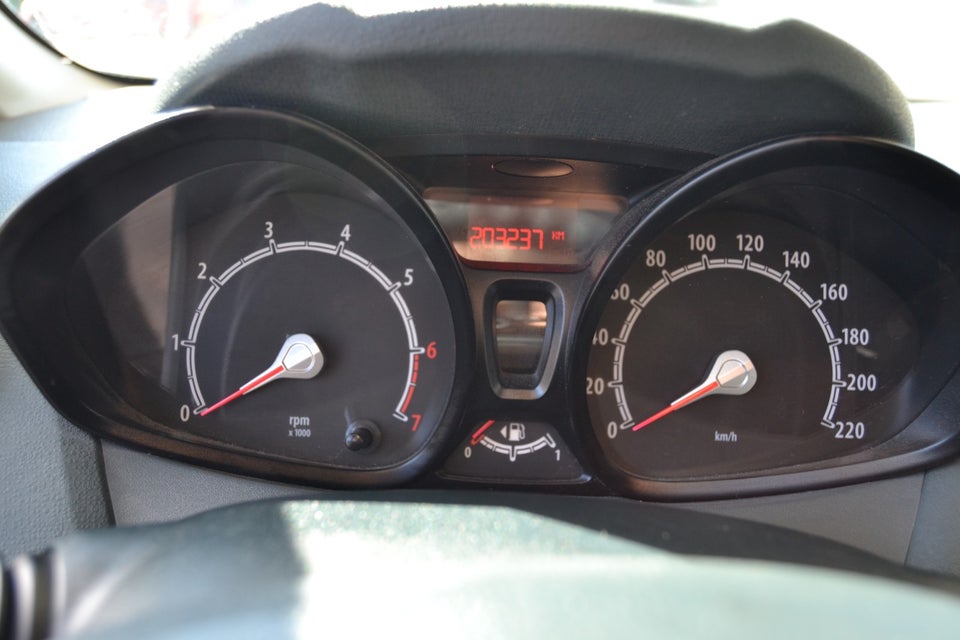 Ford Fiesta 1,25 60 Ambiente 5d