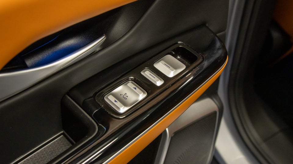 Xpeng G9 Standard Range 5d