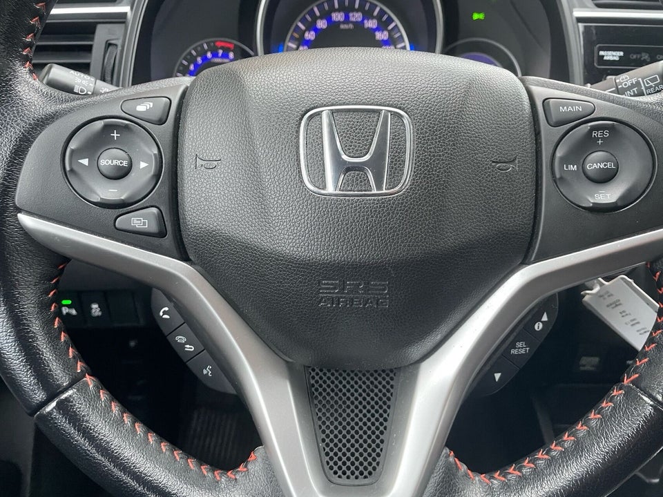 Honda Jazz 1,5 i-VTEC Dynamic 5d