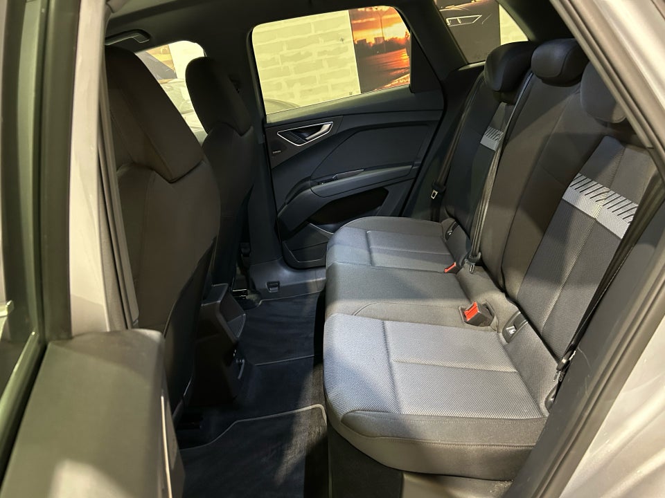 Audi Q4 e-tron 40 Advanced 5d