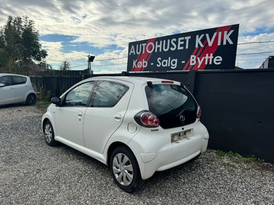 Toyota Aygo 1,0 VVT-i T1 Air 5d