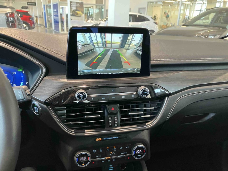 Ford Kuga 2,5 PHEV Vignale CVT 5d