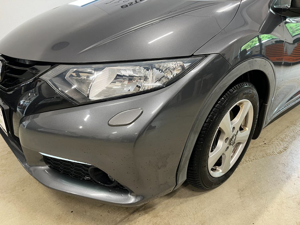 Honda Civic 1,8 i-VTEC Sport 5d