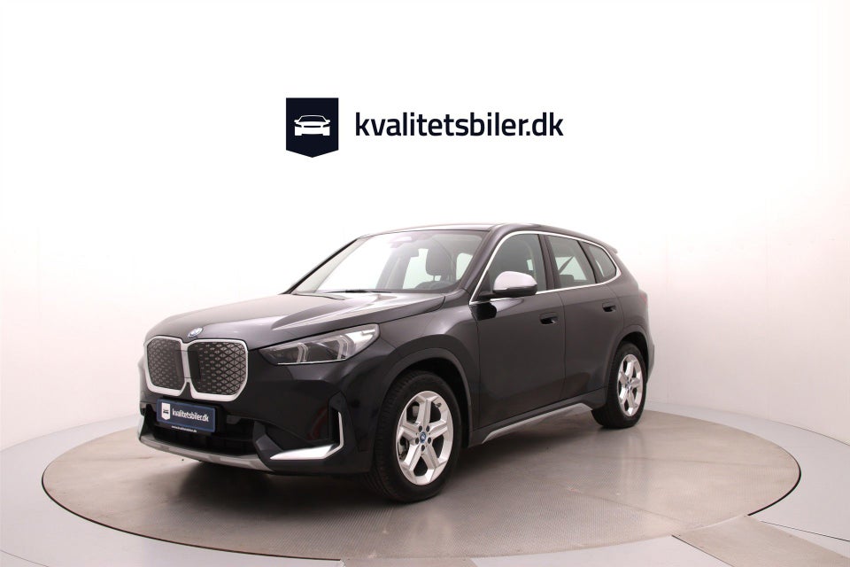 BMW iX1 xDrive30 X-Line 5d