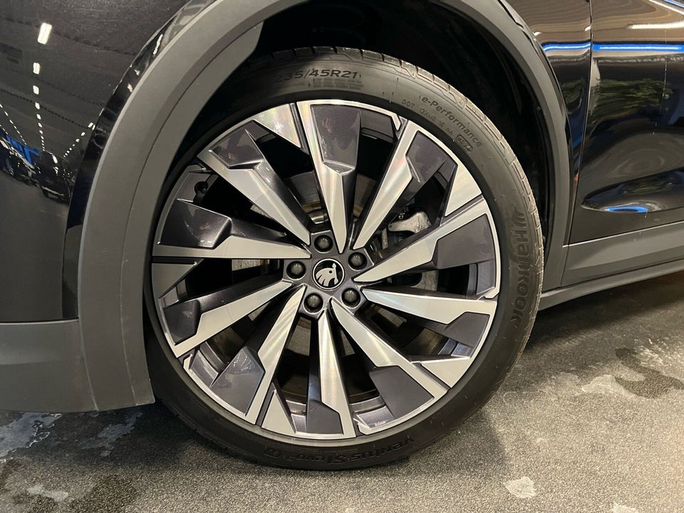 Skoda Elroq 85 iV Lodge Advanced 5d