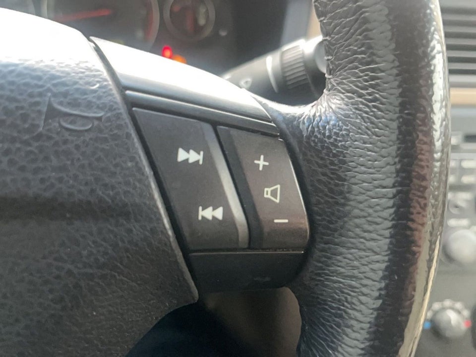 Volvo S60 2,4 140 4d