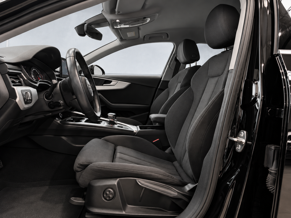 Audi A4 35 TDi Advanced Prestige Tour S-tr. 4d