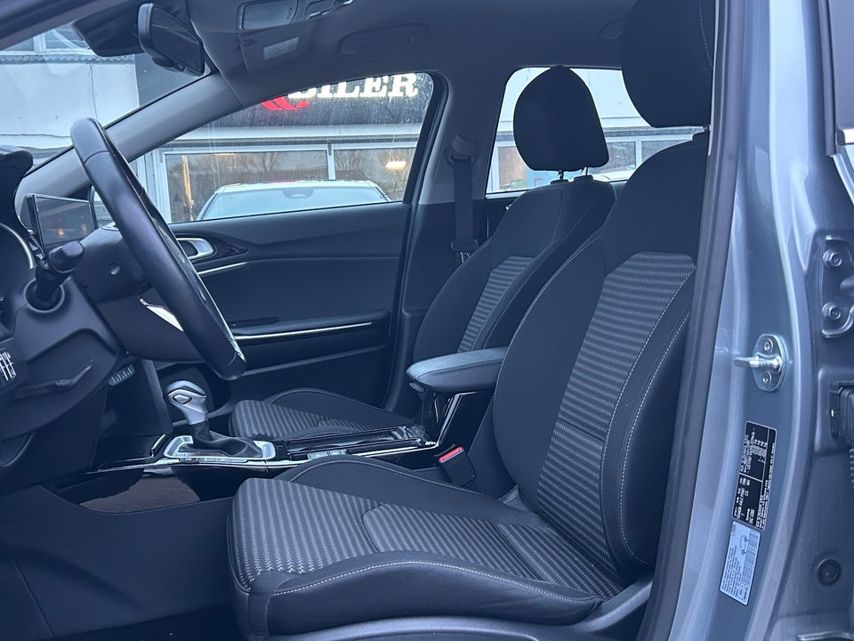 Kia XCeed 1,6 PHEV Prestige DCT 5d