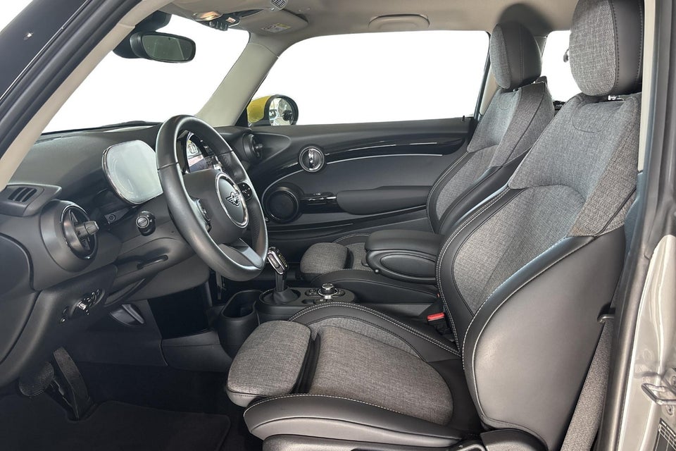 MINI Cooper SE Classic Trim 3d