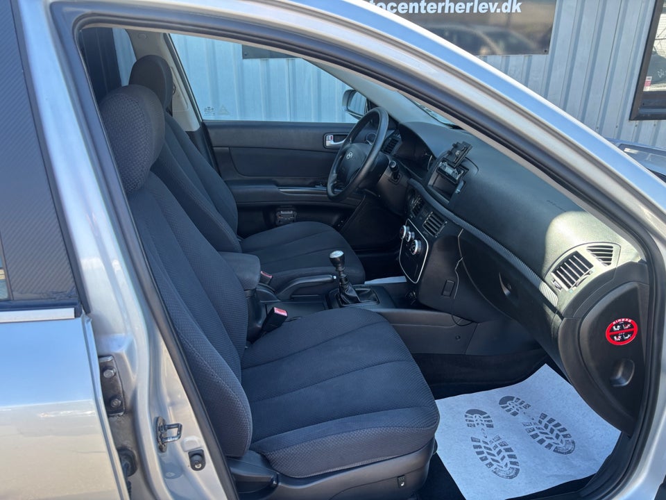 Hyundai Sonata 2,0 CRDi GL 4d