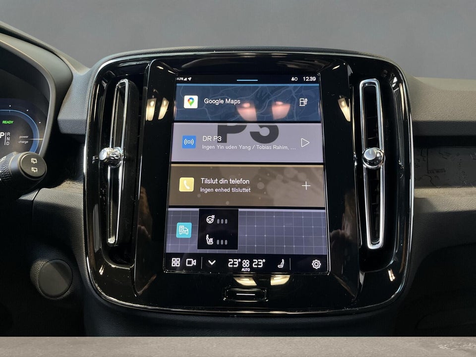 Volvo EX40 Extended Range Plus 5d