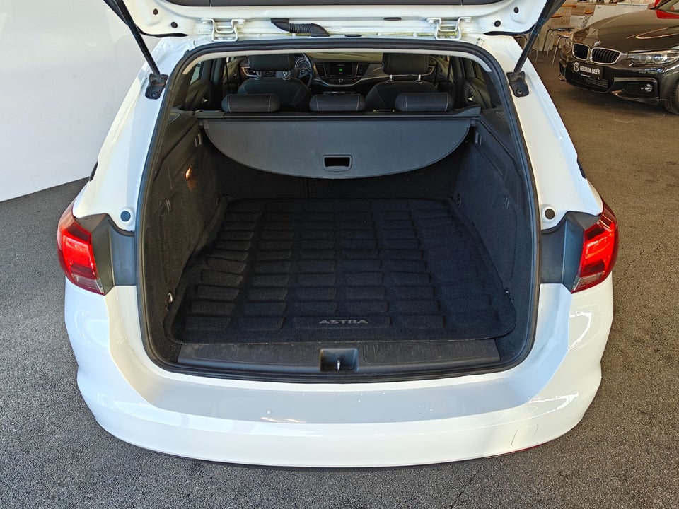 Opel Astra 1,2 T 110 Edition Sports Tourer 5d