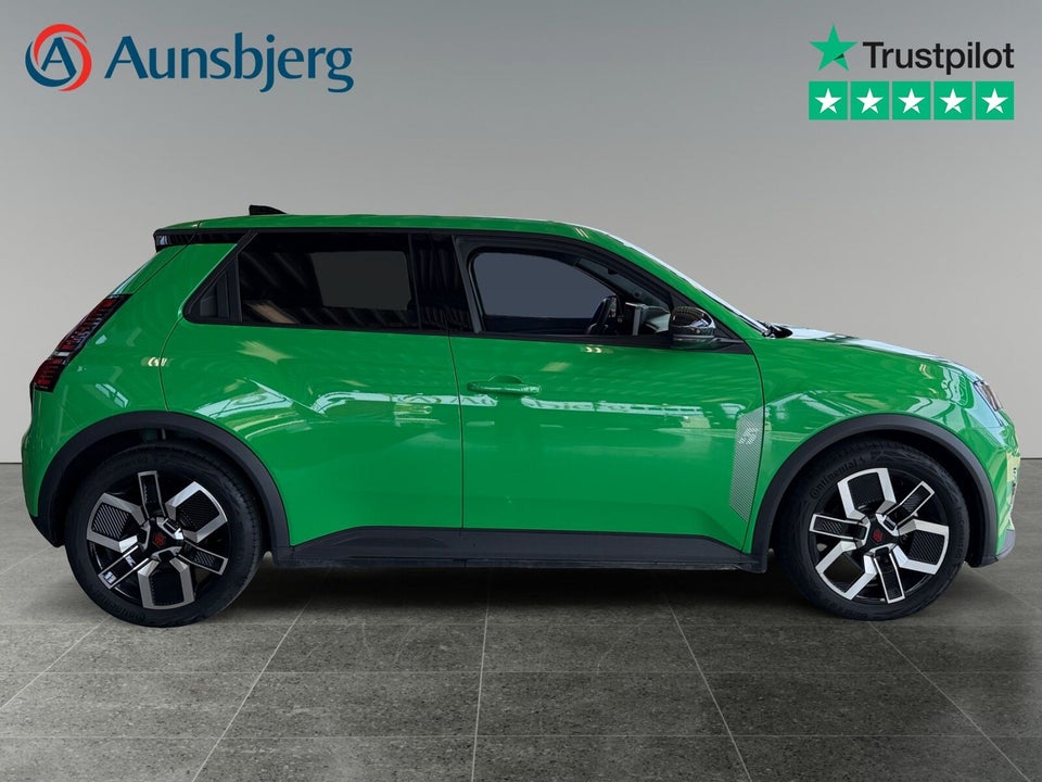Renault 5 E-Tech 40 Techno 5d
