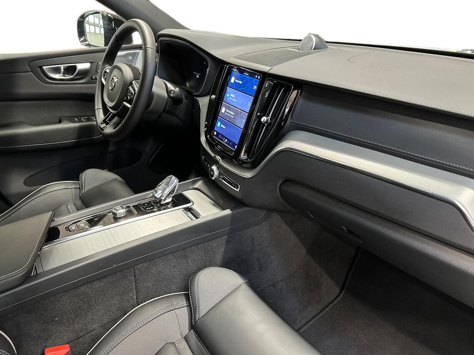 Volvo XC60 2,0 T8 ReCharge Black Edition aut. AWD 5d