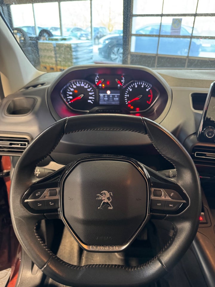 Peugeot Rifter 1,5 BlueHDi 100 L1 Allure 5d