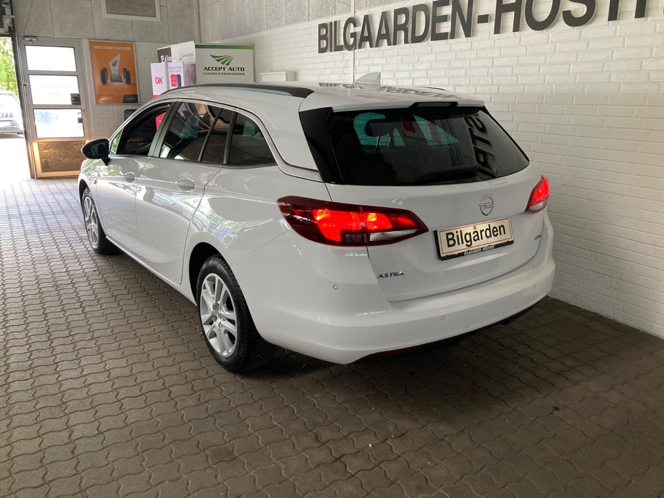 Opel Astra 1,6 CDTi 110 Enjoy Sports Tourer 5d