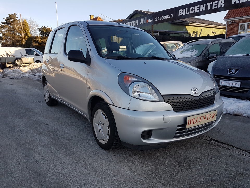 Toyota Yaris Verso 1,3 Luna Komfort 5d
