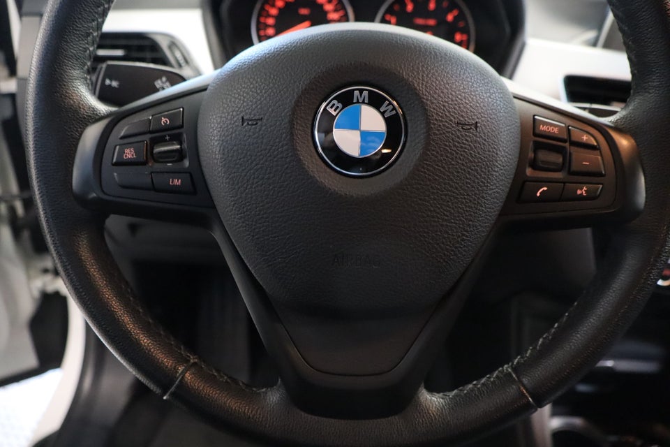 BMW X1 2,0 sDrive20d Advantage aut. 5d