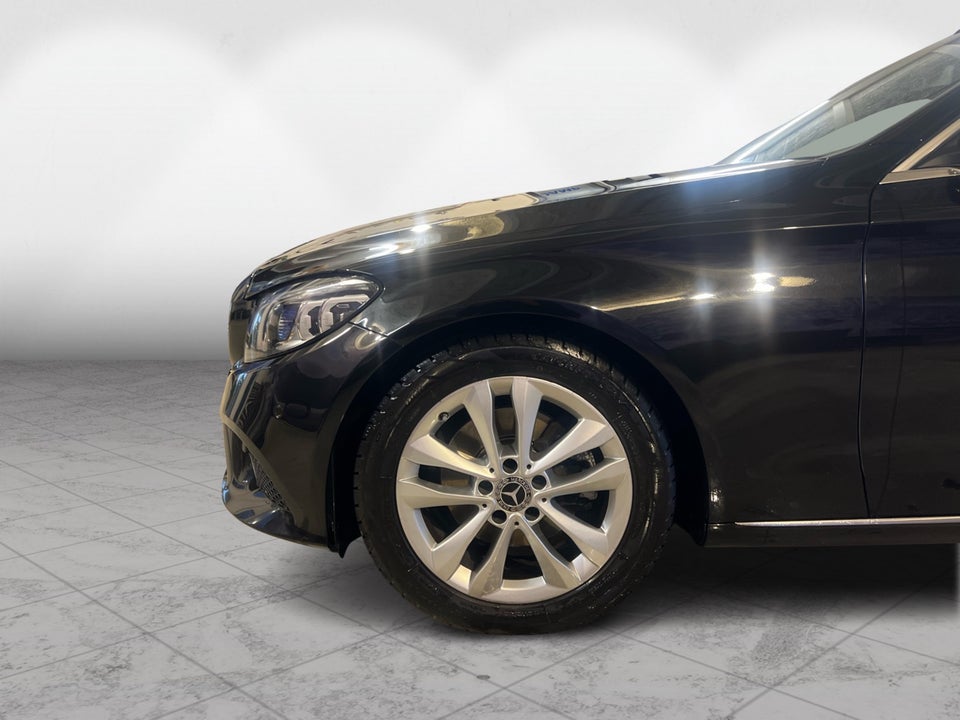 Mercedes C220 d 2,0 Advantage aut. 4d