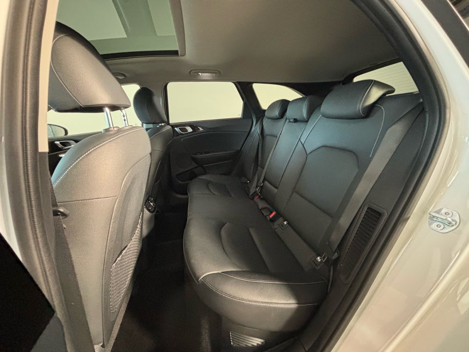 Kia Ceed 1,6 PHEV Upgrade SW DCT 5d