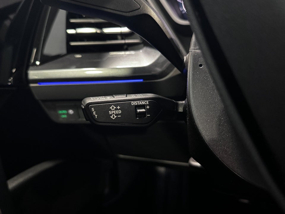Audi Q4 e-tron 45 S-line quattro 5d