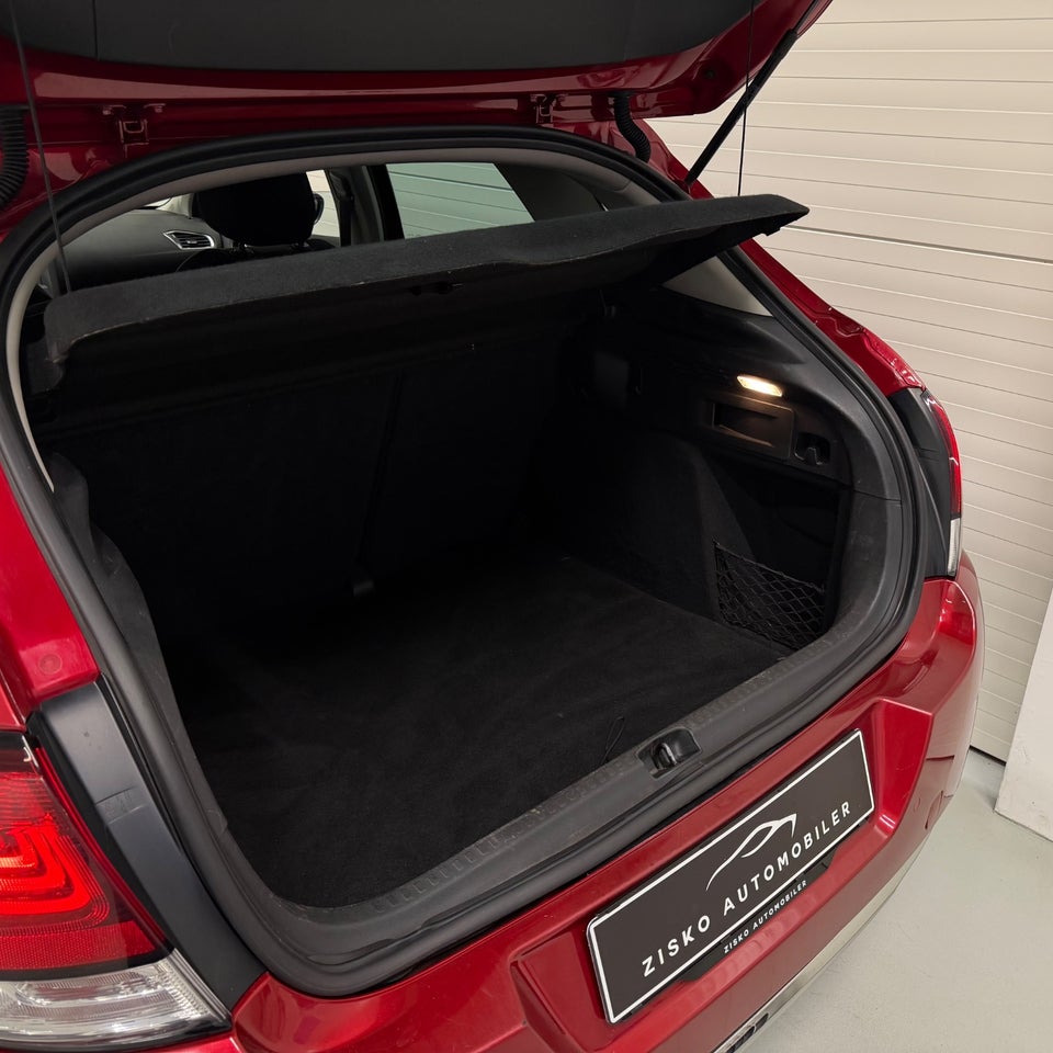 Citroën C4 1,6 e-HDi 115 Seduction 5d