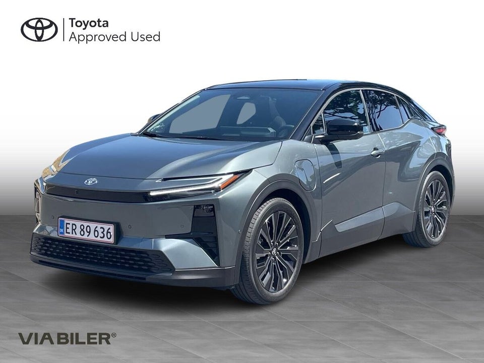 Toyota C-HR+ 77 Executive AWD 5d