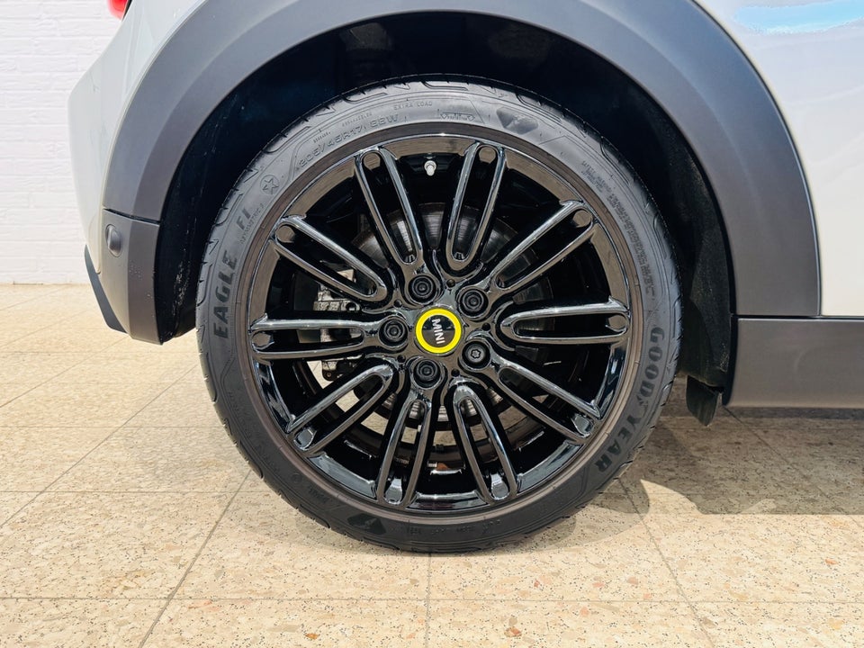 MINI Cooper SE Edition Premium Plus 3d