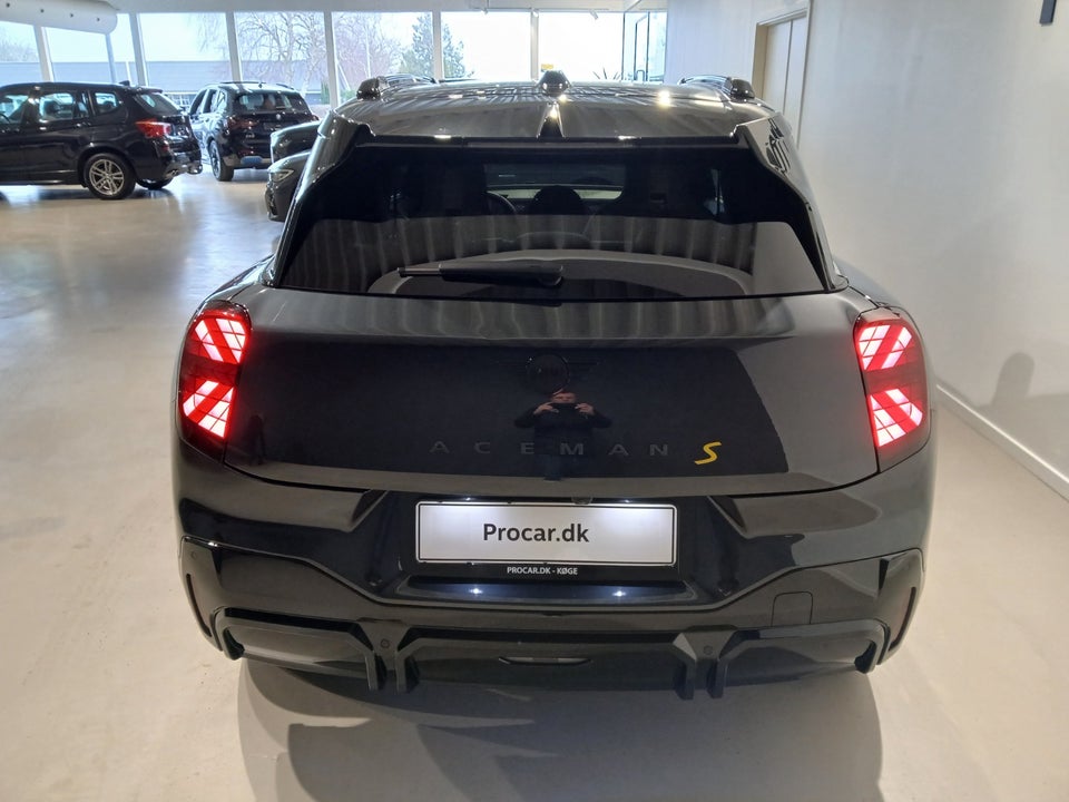 MINI Aceman SE Favoured Trim M 5d