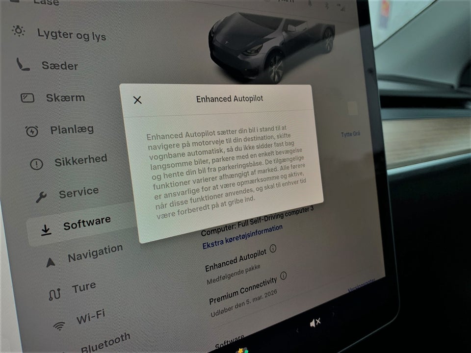 Tesla Model Y Long Range AWD 5d