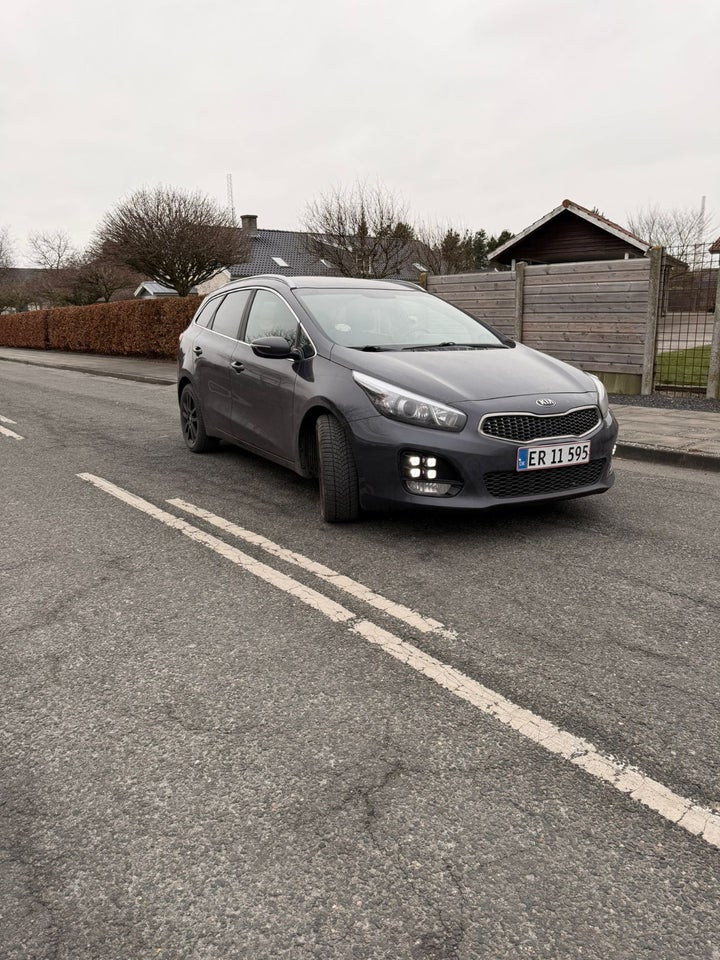 Kia Ceed 1,6 CRDi 136 GT-Line Limited DCT 5d