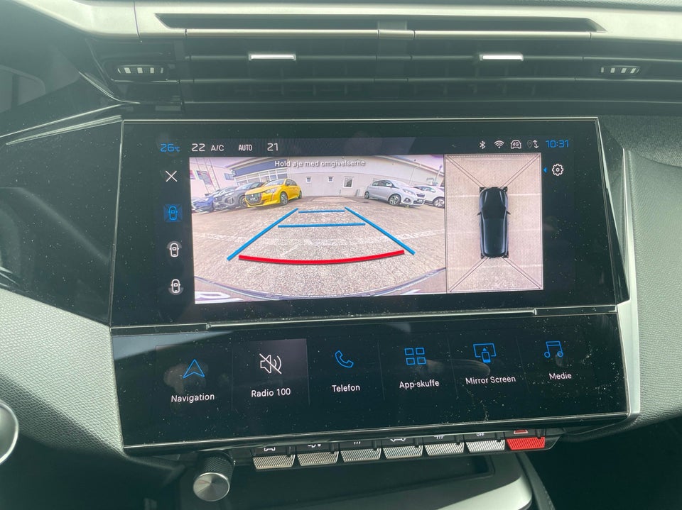 Peugeot 308 1,6 Hybrid First Selection+ EAT8 5d