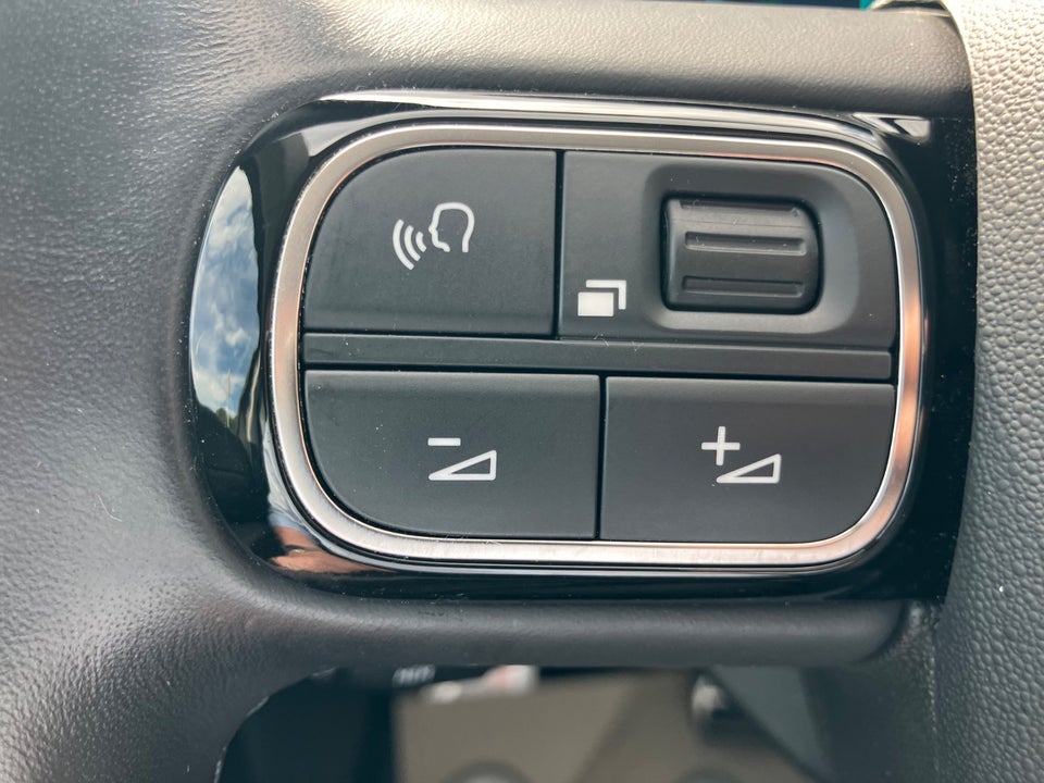 Citroën C5 Aircross 1,6 Hybrid SkyLine EAT8 5d